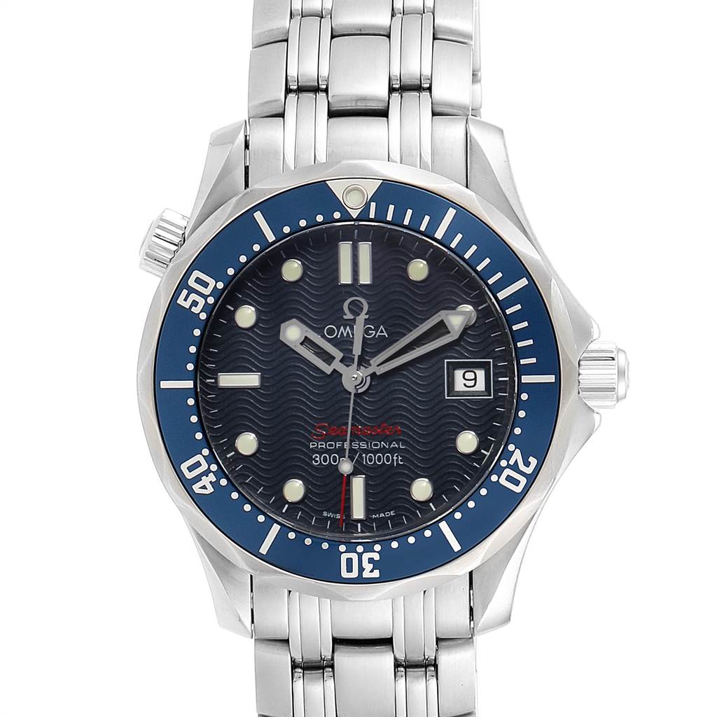 The image shows a front view of an Omega Seamaster 2223.80.00 Men
s Stainless Steel Blue Dial 2223.80.00 Men
s Stainless Steel Blue Dial watch, highlighting its blue bezel, dial, and metal bracelet.