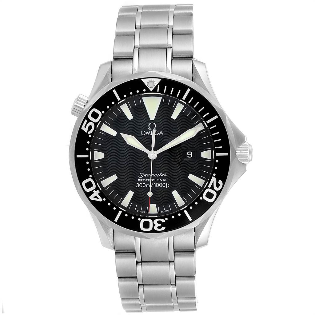 The image shows a front view of an Omega Seamaster 2264.50.00 Men
s Stainless Steel Black Dial 2264.50.00 Men
s Stainless Steel Black Dial watch, highlighting its face, bezel, dial, and stainless steel bracelet.