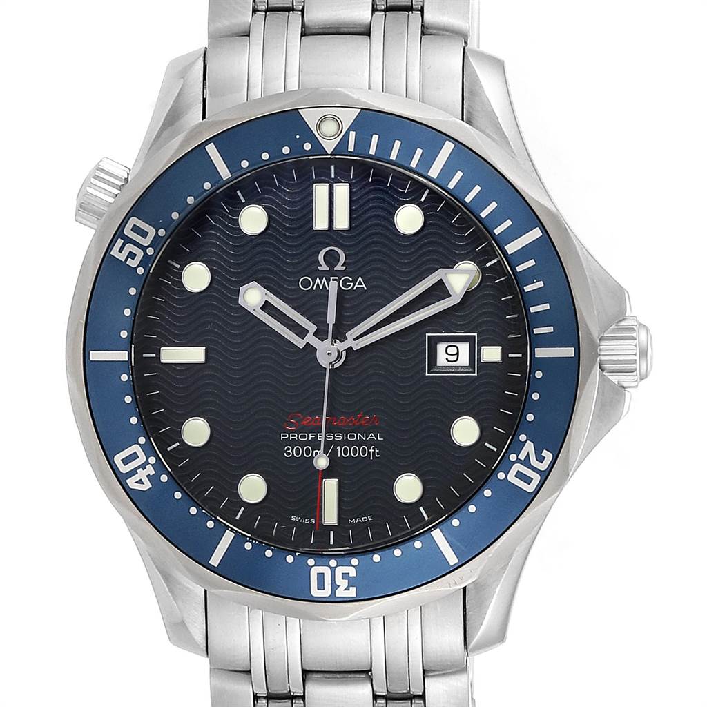 The image shows a front view of the Omega Seamaster 2221.80.00 Men
s Stainless Steel Blue Dial 2221.80.00 Men
s Stainless Steel Blue Dial watch, highlighting the dial, bezel, and stainless steel bracelet.