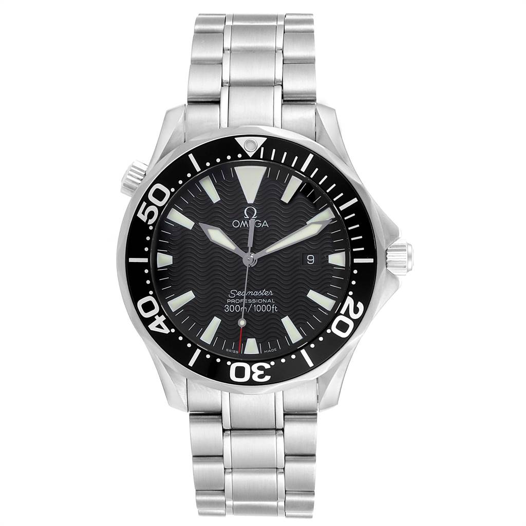 The image shows a front view of an Omega Seamaster 2264.50.00 Men
s Stainless Steel Black Dial 2264.50.00 Men
s Stainless Steel Black Dial watch, highlighting its dial, bezel, and stainless steel bracelet.