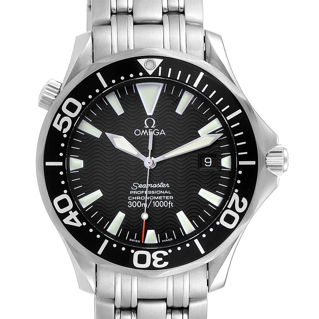 The image shows a full frontal view of an Omega Seamaster 2254.50.00 Men
s Stainless Steel Black Dial 2254.50.00 Men
s Stainless Steel Black Dial watch, displaying the bezel, dial, hands, and bracelet.