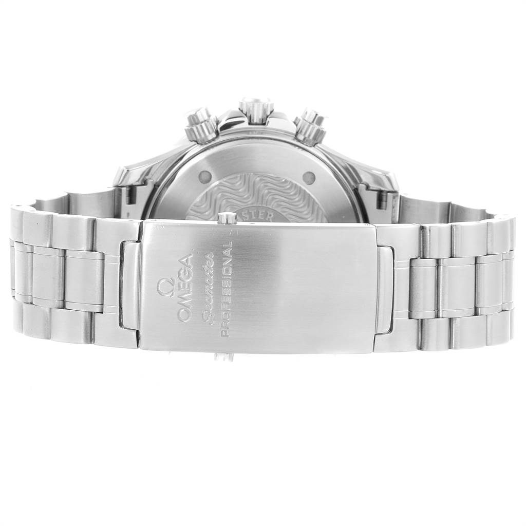 The image shows the back view of an Omega Seamaster 2594.52.00 Men
s Stainless Steel Black Dial 2594.52.00 Men
s Stainless Steel Black Dial watch, focusing on the stainless steel bracelet and clasp.