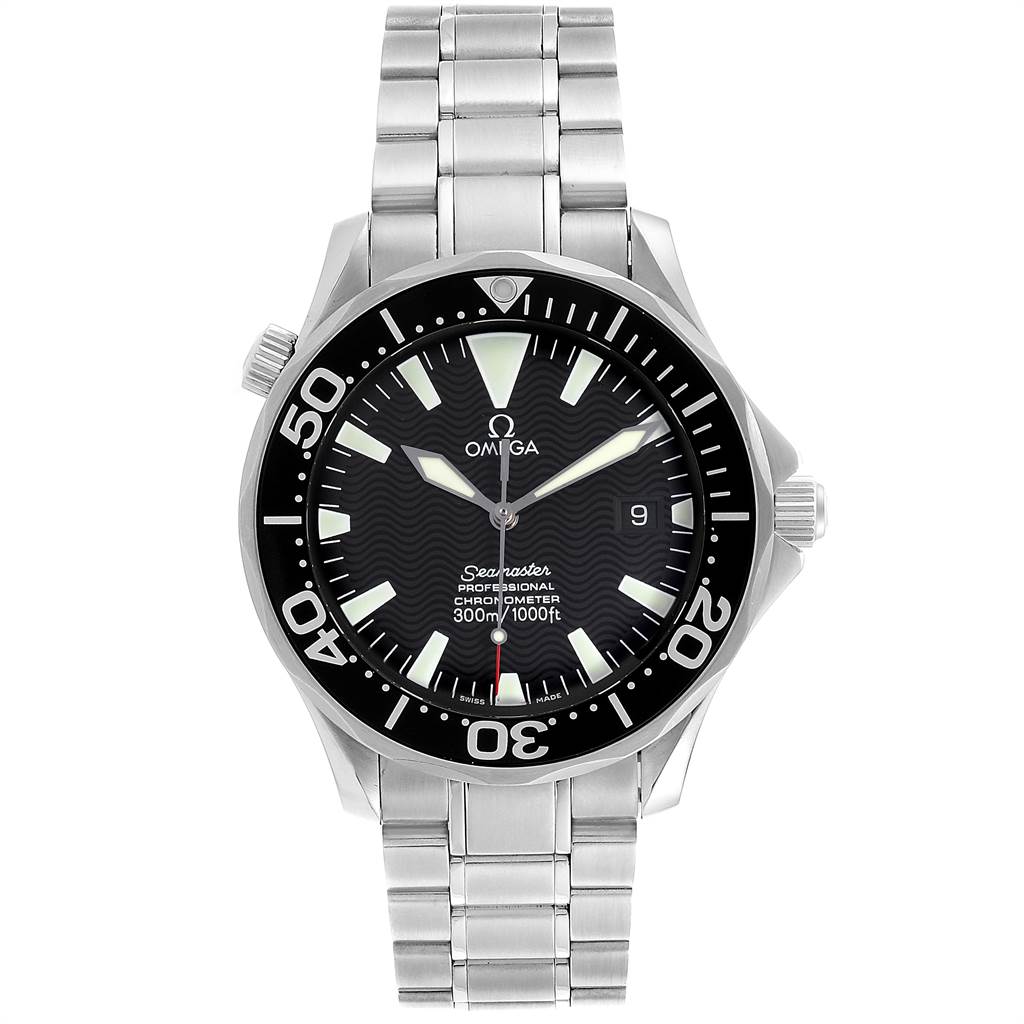This image shows a front view of an Omega Seamaster 2254.50.00 Men
s Stainless Steel Black Dial 2254.50.00 Men
s Stainless Steel Black Dial watch, displaying the face, bezel, and metal bracelet.