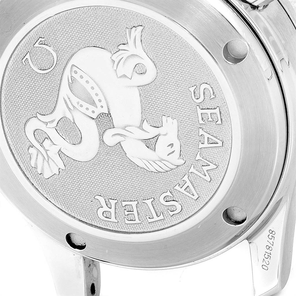 The image displays the case back of an Omega Seamaster 2222.80.00 Men
s Stainless Steel Blue Dial 2222.80.00 Men
s Stainless Steel Blue Dial watch, showing the engraved logo and serial number.