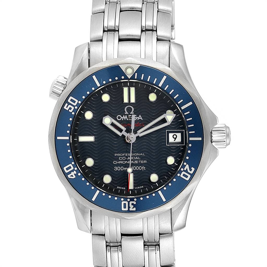The watch is an Omega Seamaster 2222.80.00 Men
s Stainless Steel Blue Dial 2222.80.00 Men
s Stainless Steel Blue Dial model, shown from the front angle, featuring the face, bezel, crown, and part of the metal bracelet.