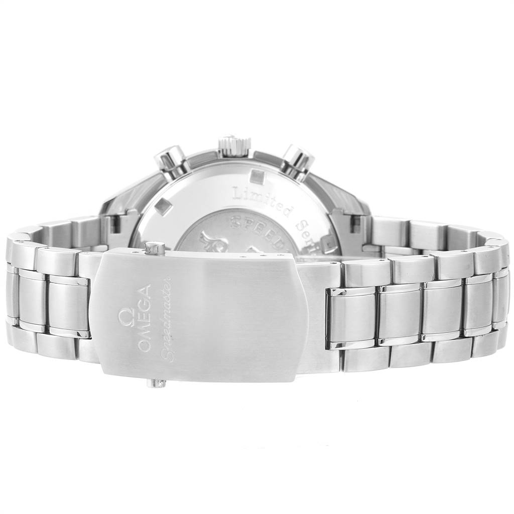 This image shows the back and clasp of an Omega Seamaster 323.30.40.40.02.001 Men
s Stainless Steel White Dial 323.30.40.40.02.001 Men
s Stainless Steel White Dial watch, highlighting its stainless steel bracelet.