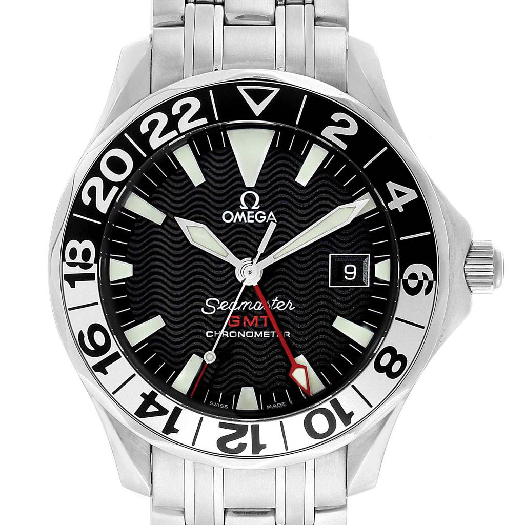 The image shows a front view of the Omega Seamaster 2534.50.00 Men
s Stainless Steel Black Dial 2534.50.00 Men
s Stainless Steel Black Dial watch, highlighting the dial, bezel, and part of the metal bracelet.