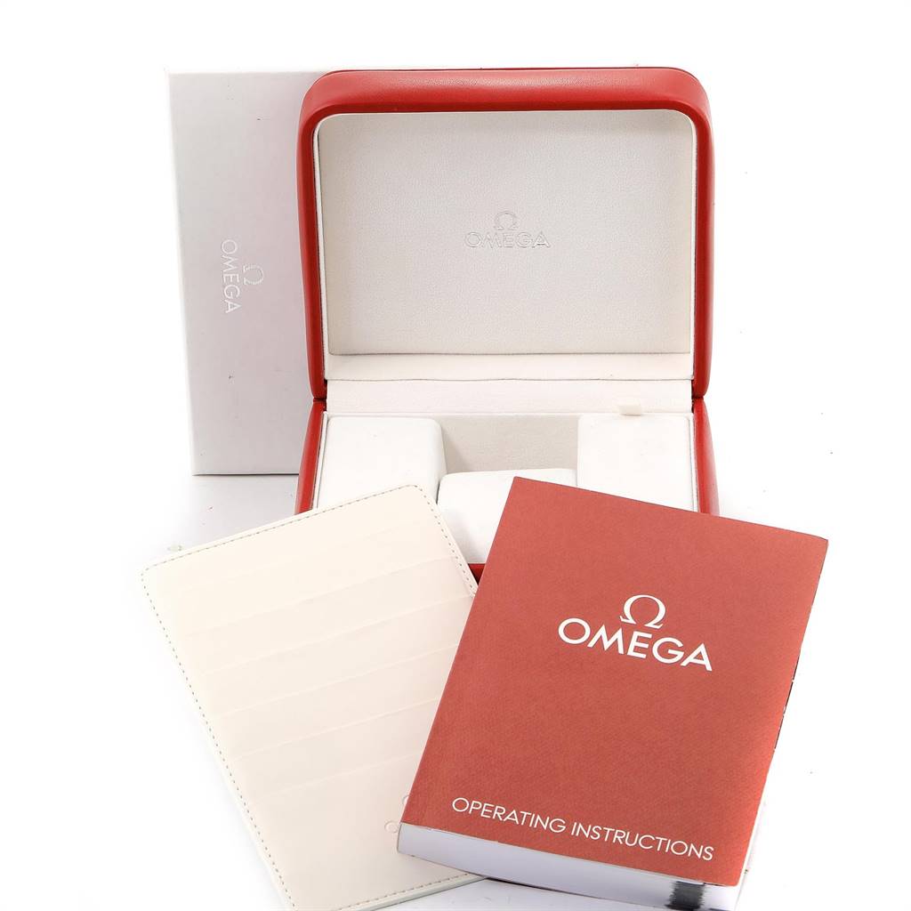 The image shows an open Omega Seamaster 2531.80.00 Men
s Stainless Steel Blue Dial 2531.80.00 Men
s Stainless Steel Blue Dial watch box, operating instructions manual, and an envelope.