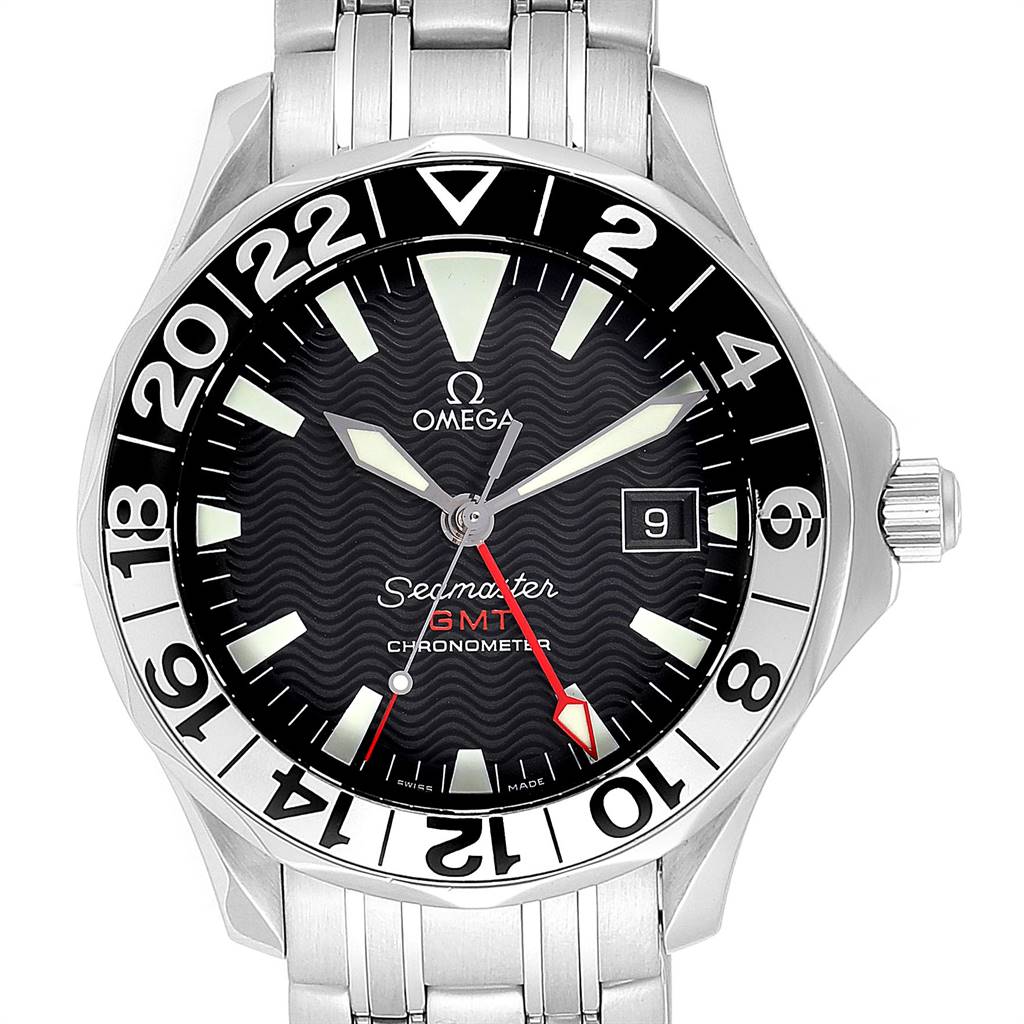 The image shows a front view of the Omega Seamaster 2534.50.00 Men
s Stainless Steel Black Dial 2534.50.00 Men
s Stainless Steel Black Dial watch, featuring the bezel, dial, hands, bracelet, and date window.