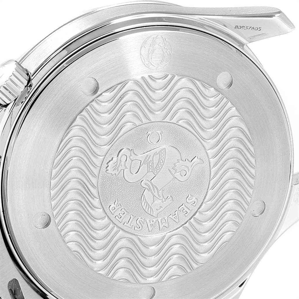 The image shows the case back of an Omega Seamaster 2531.80.00 Men
s Stainless Steel Blue Dial 2531.80.00 Men
s Stainless Steel Blue Dial watch with an engraved design and wave pattern.