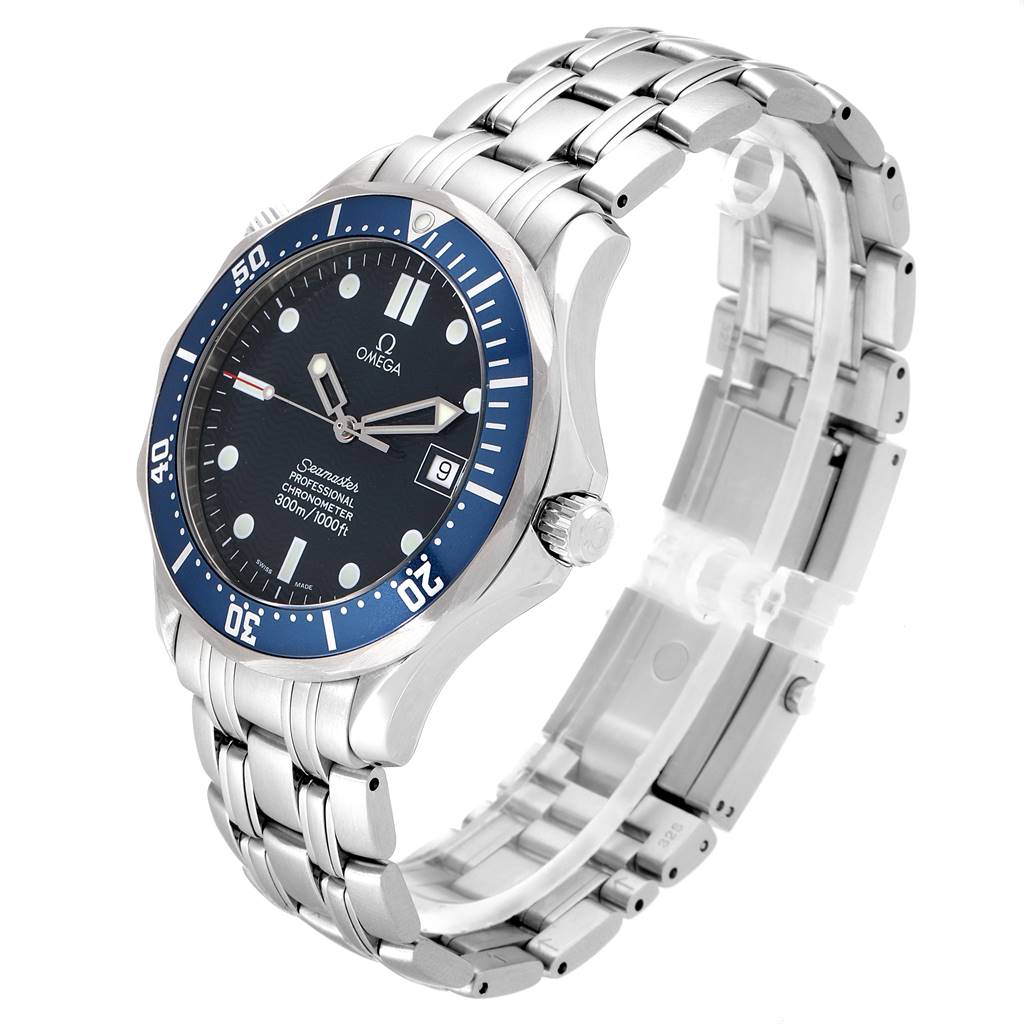 This image shows an Omega Seamaster 2531.80.00 Men
s Stainless Steel Blue Dial 2531.80.00 Men
s Stainless Steel Blue Dial watch from a slightly angled top view, highlighting the face, bezel, crown, and bracelet.