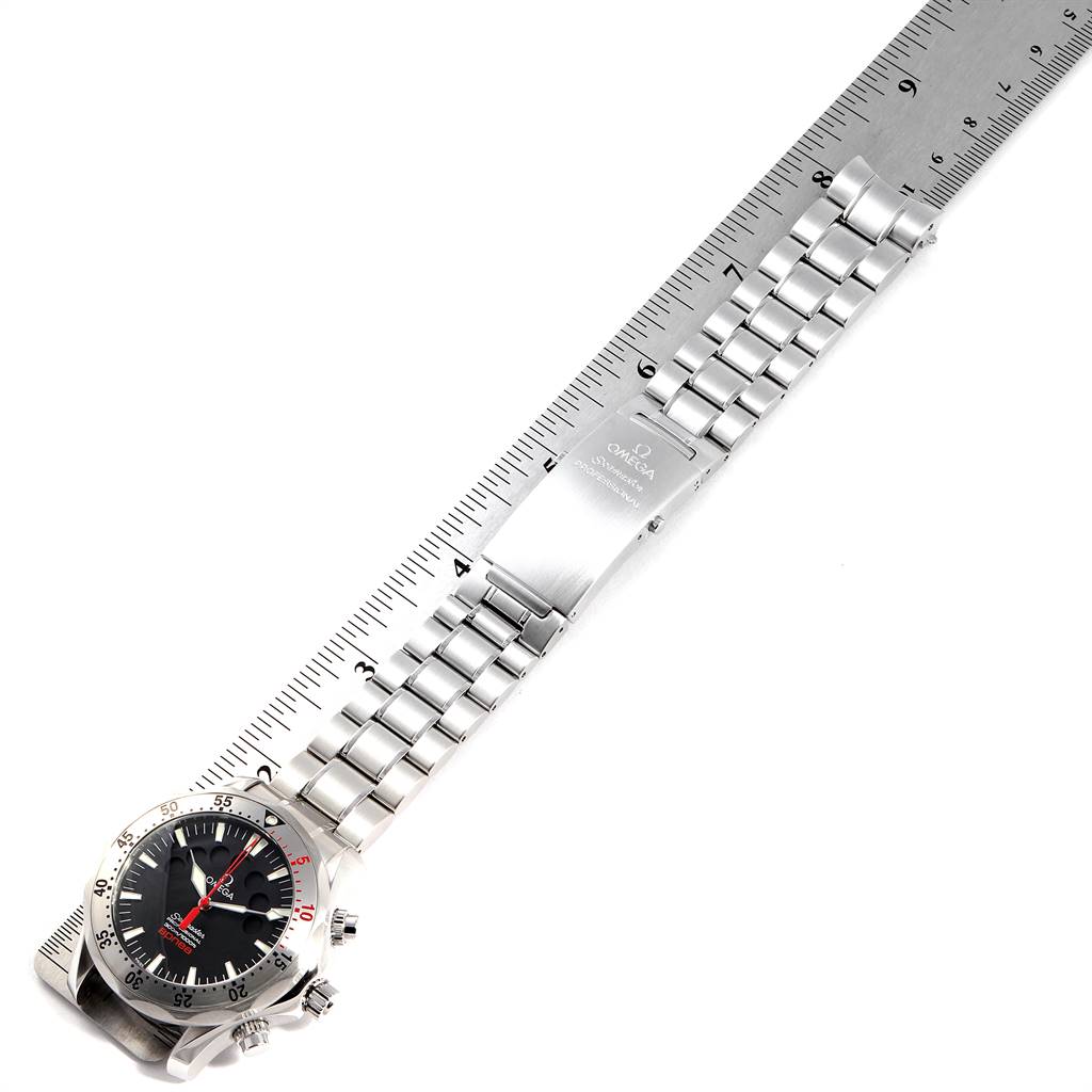 The Omega Seamaster 2595.50.00 Men
s Stainless Steel Black Dial 2595.50.00 Men
s Stainless Steel Black Dial watch is shown from a top-down angle, displaying its face, bezel, bracelet, and clasp.