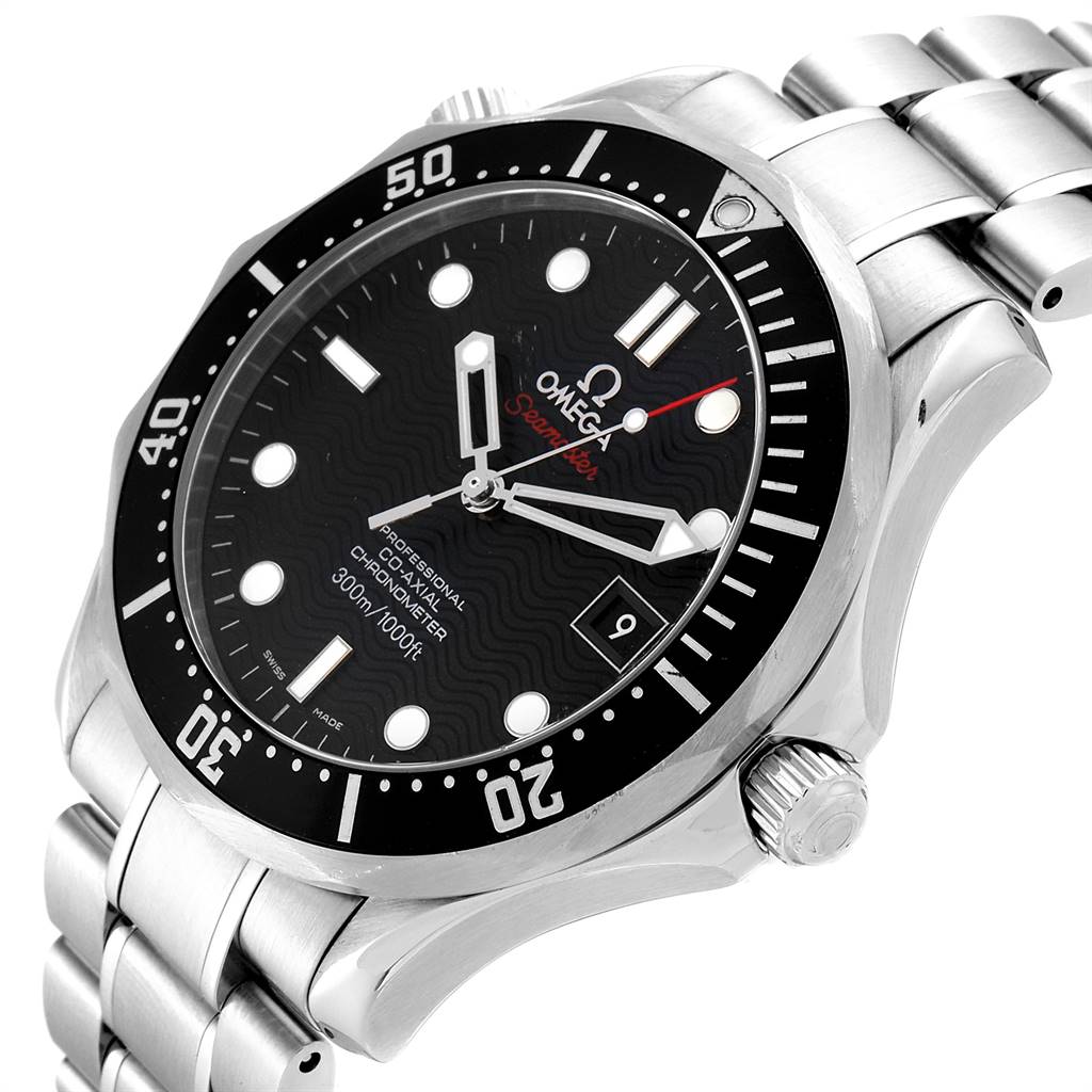 This image shows an angled view of the Omega Seamaster 212.30.41.20.01.002 Men
s Stainless Steel Black Dial 212.30.41.20.01.002 Men
s Stainless Steel Black Dial watch, highlighting its black dial, bezel, and stainless steel bracelet.