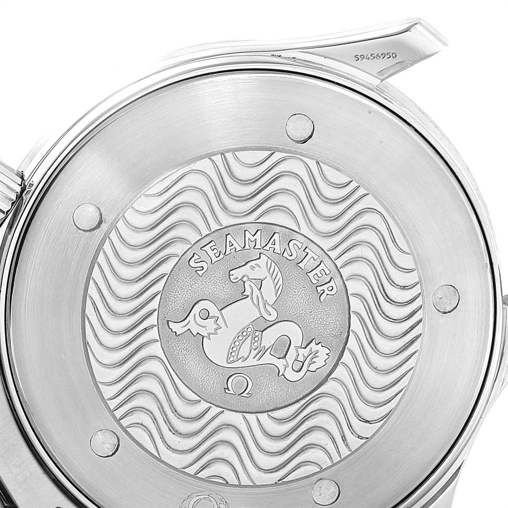 The image shows the back case of an Omega Seamaster 2541.80.00 Men
s Stainless Steel Blue Dial 2541.80.00 Men
s Stainless Steel Blue Dial watch, featuring its iconic engravings and design elements.