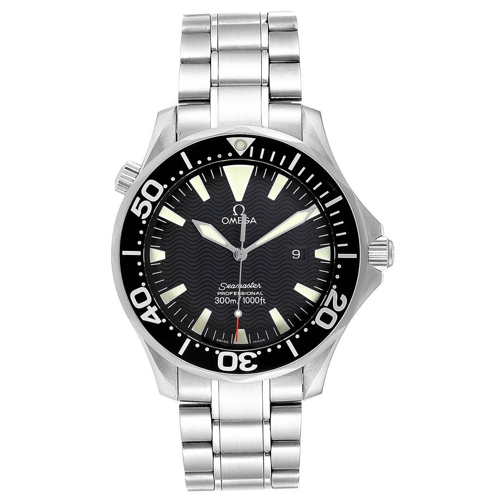 This image shows a front view of the Omega Seamaster 2264.50.00 Men
s Stainless Steel Black Dial 2264.50.00 Men
s Stainless Steel Black Dial watch, displaying its dial, bezel, and stainless steel bracelet.