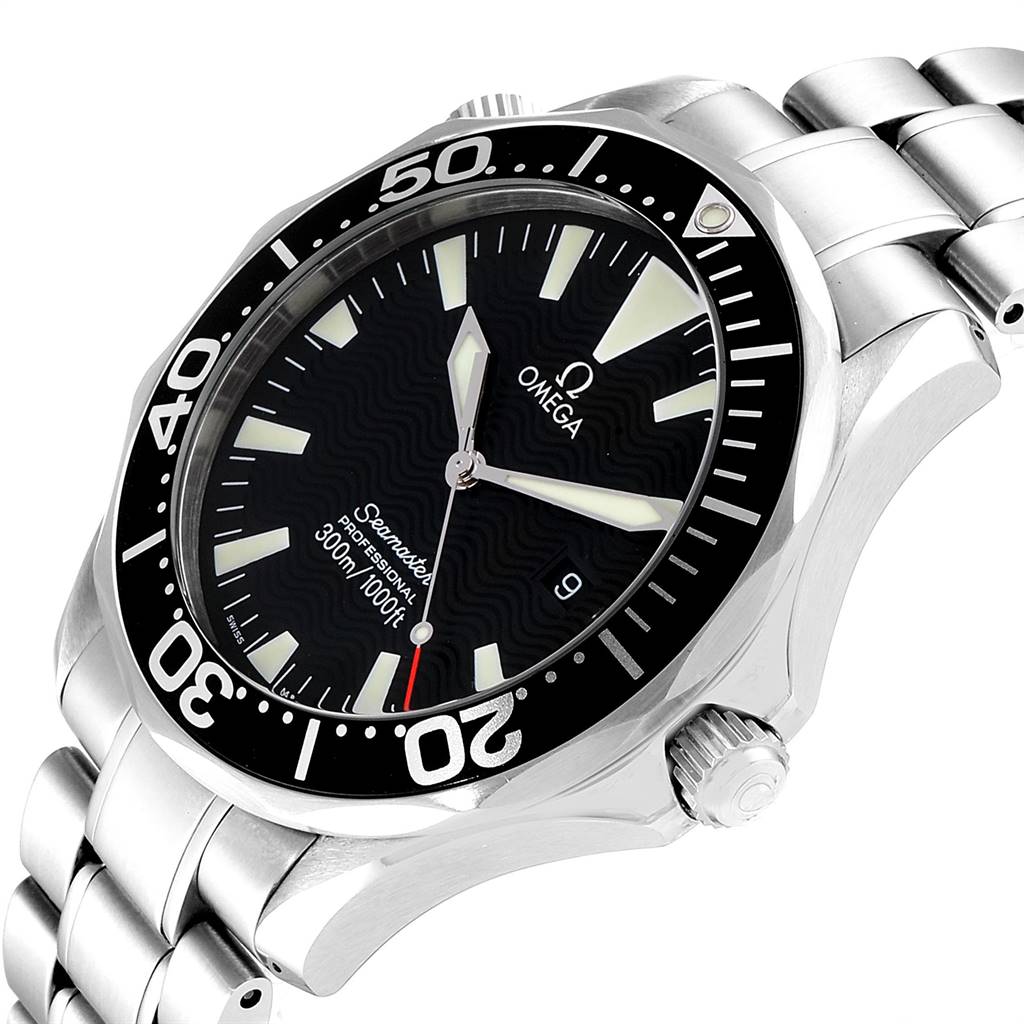 The image shows an angled view of the Omega Seamaster 2264.50.00 Men
s Stainless Steel Black Dial 2264.50.00 Men
s Stainless Steel Black Dial watch, highlighting its bezel, dial, and metal bracelet.