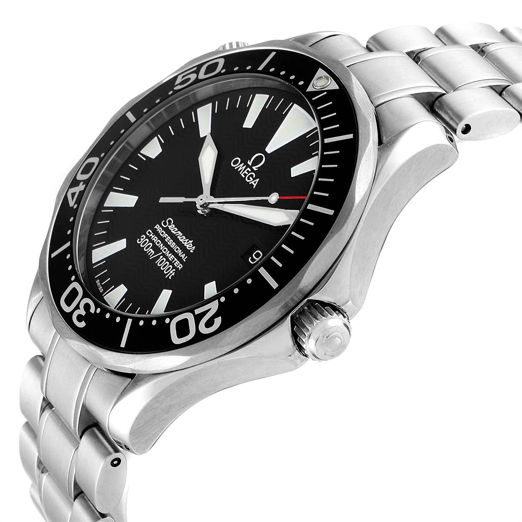 This image shows an angled view of the Omega Seamaster 2254.50.00 Men
s Stainless Steel Black Dial 2254.50.00 Men
s Stainless Steel Black Dial watch, highlighting its dial, bezel, case, crown, and part of the bracelet.