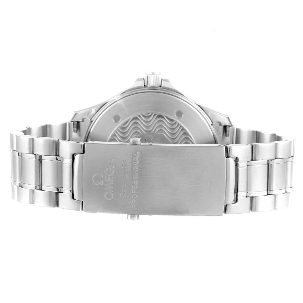 The image shows the back angle of the Omega Seamaster 2254.50.00 Men
s Stainless Steel Black Dial 2254.50.00 Men
s Stainless Steel Black Dial watch, highlighting the metal bracelet and clasp.