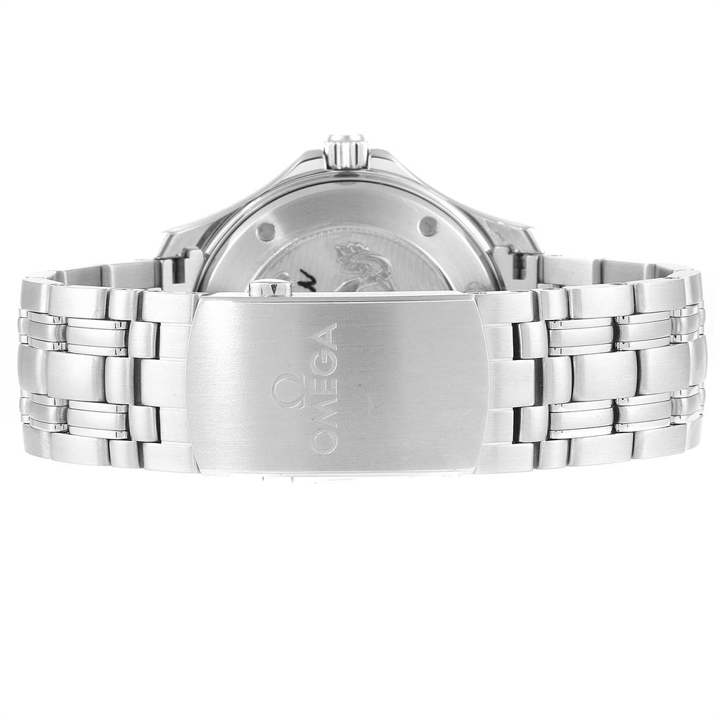 This image shows the clasp and part of the bracelet of an Omega Seamaster 212.30.41.20.01.003 Men
s Stainless Steel Black Dial 212.30.41.20.01.003 Men
s Stainless Steel Black Dial watch from a rear angle.