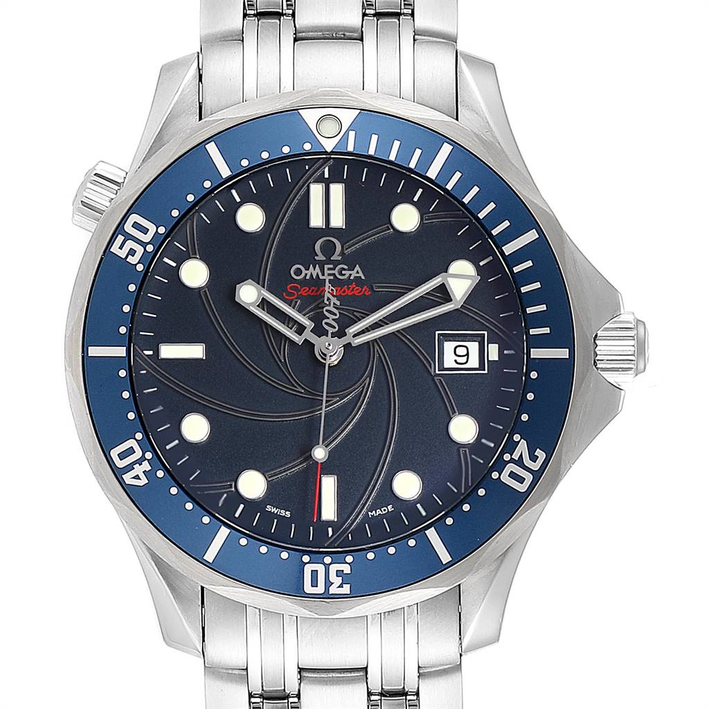 The Omega Seamaster 2226.80.00 Men's Stainless Steel Blue Dial 2226.80.00 Men's Stainless Steel Blue Dial watch is shown from a frontal angle highlighting its blue dial, date window, and metal bracelet.