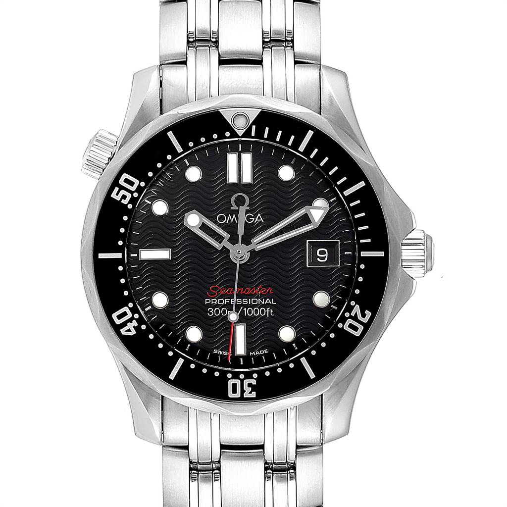 This image shows a front view of the Omega Seamaster 212.30.36.61.01.001 Men
s Stainless Steel Black Dial 212.30.36.61.01.001 Men
s Stainless Steel Black Dial watch, highlighting its black dial, bezel, and stainless steel bracelet.