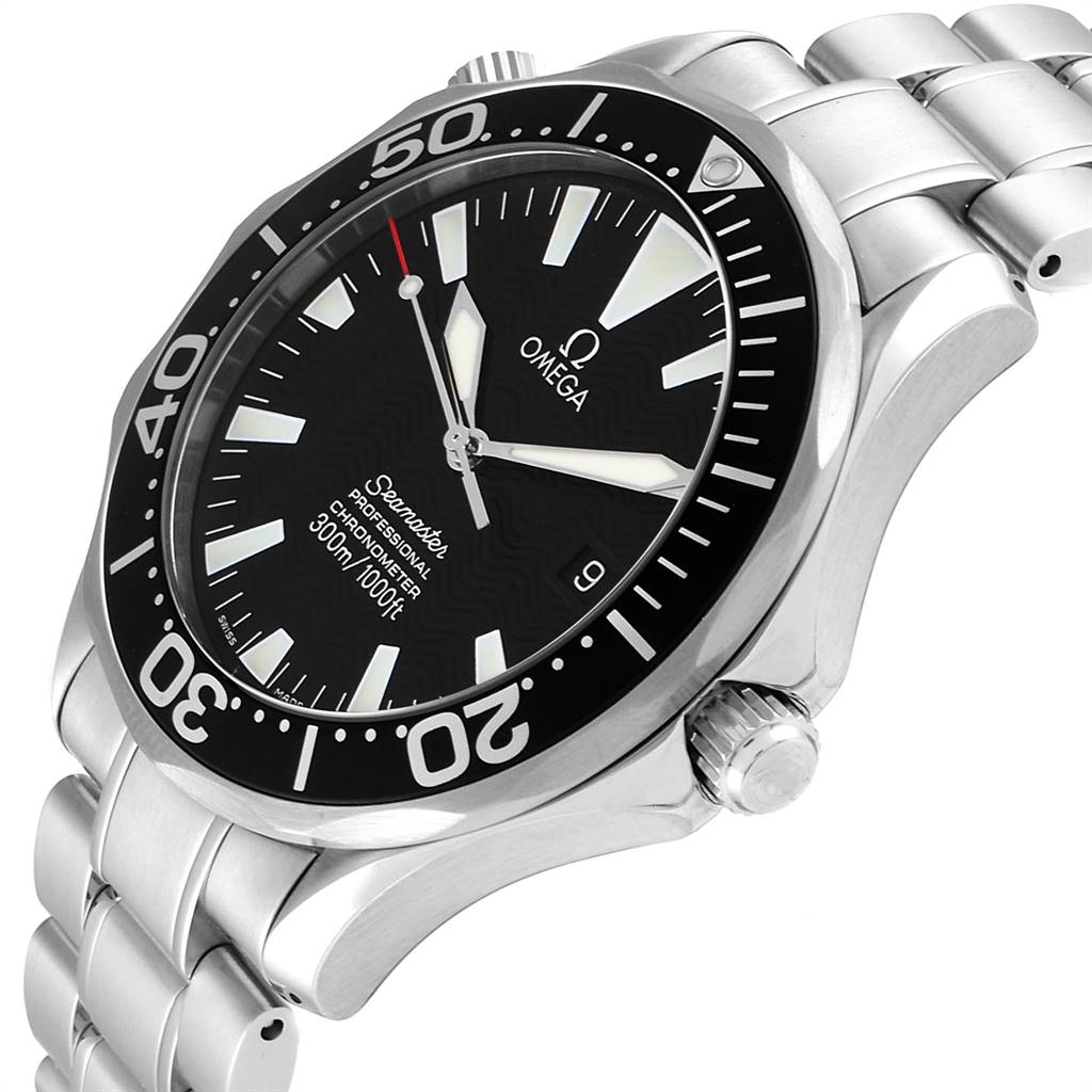 The image shows an Omega Seamaster 2254.50.00 Men
s Stainless Steel Black Dial 2254.50.00 Men
s Stainless Steel Black Dial watch at a slightly angled side view, highlighting its bezel, dial, and bracelet.