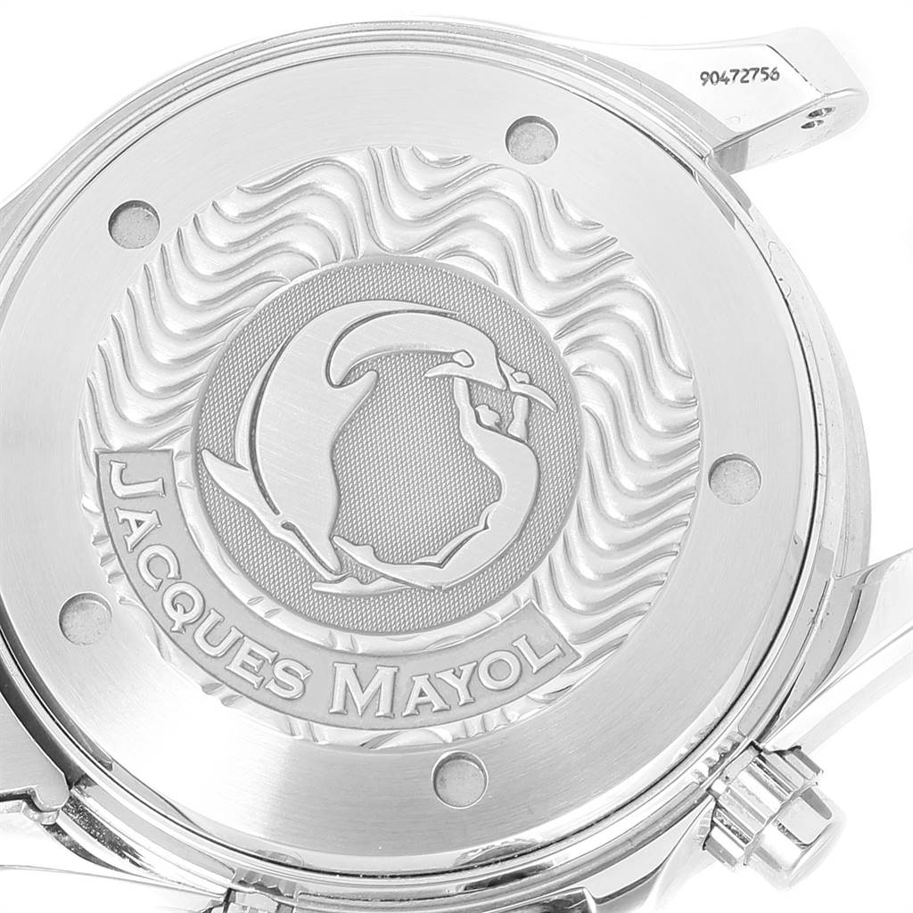 The image shows the case back of the Omega Seamaster 2595.30.00 Men
s Stainless Steel Silver Dial 2595.30.00 Men
s Stainless Steel Silver Dial watch, featuring an embossed Jacques Mayol design.