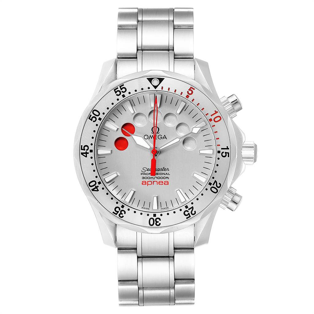 This Omega Seamaster 2595.30.00 Men
s Stainless Steel Silver Dial 2595.30.00 Men
s Stainless Steel Silver Dial watch is shown from a top-down angle, displaying the face, bezel, and metal bracelet.