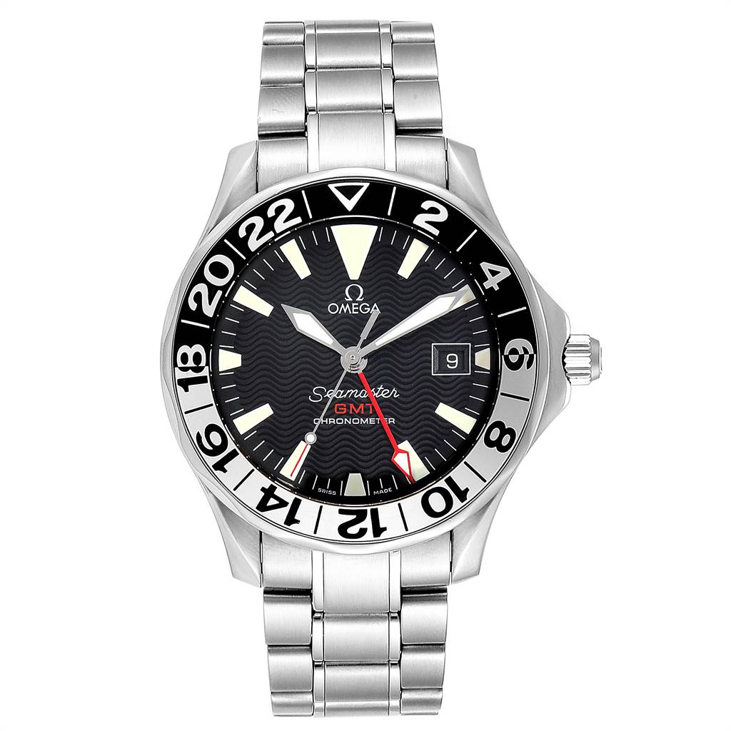 The image shows a front view of an Omega Seamaster 2536.50.00 Men's Stainless Steel Black Dial 2536.50.00 Men's Stainless Steel Black Dial watch, featuring its dial, bezel, hands, and part of the stainless steel bracelet.