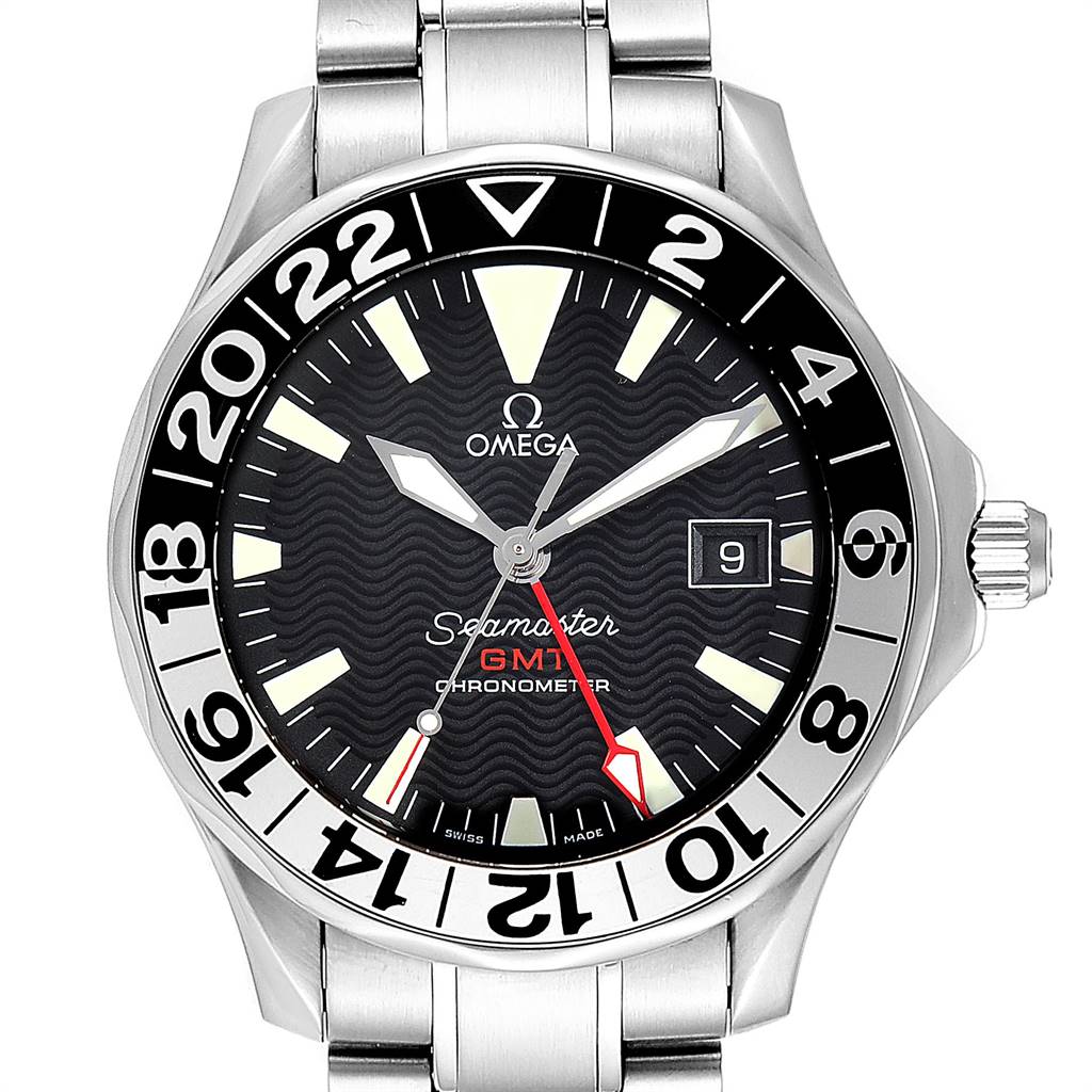 The image shows a front view of the Omega Seamaster 2536.50.00 Men's Stainless Steel Black Dial 2536.50.00 Men's Stainless Steel Black Dial GMT Chronometer watch, highlighting the dial, bezel, and part of the bracelet.