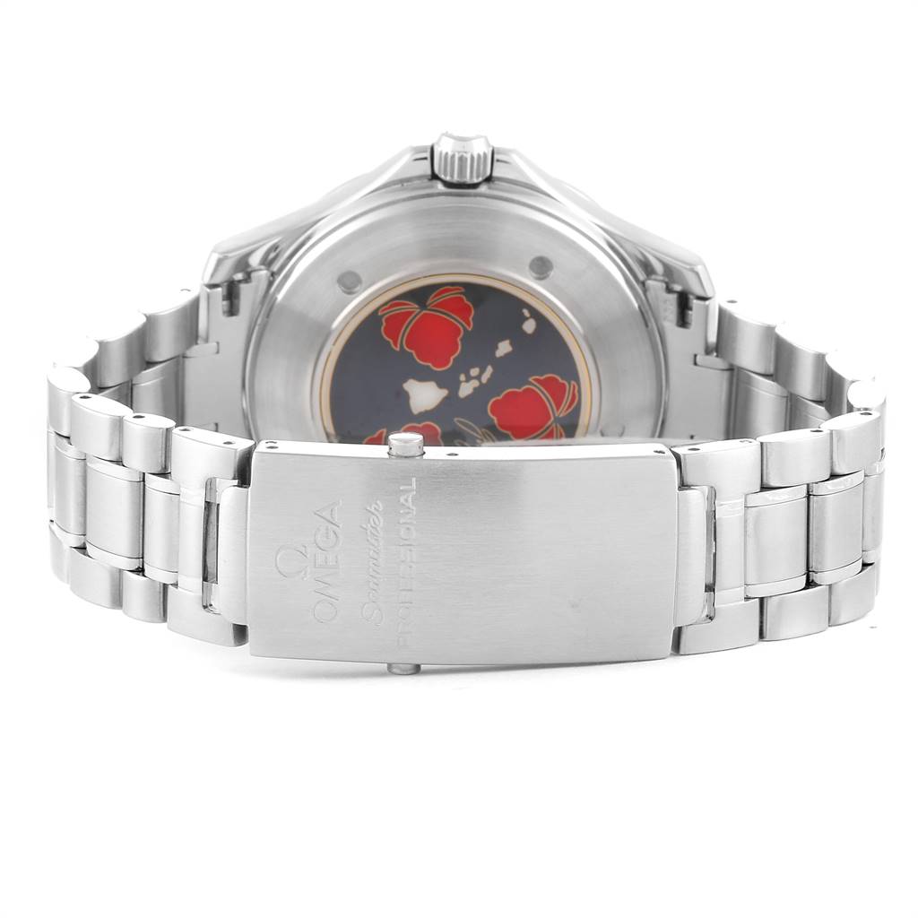 This image shows the back view and clasp of an Omega Seamaster 2536.50.00 Men's Stainless Steel Black Dial 2536.50.00 Men's Stainless Steel Black Dial watch, featuring its stainless steel bracelet.