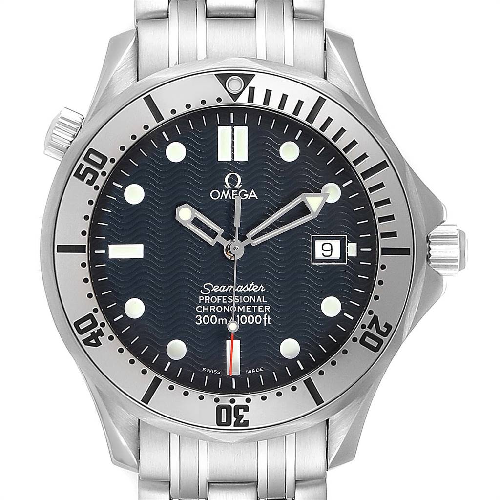 The image displays a front view of the Omega Seamaster 2532.80.00 Men
s Stainless Steel Grey Dial 2532.80.00 Men
s Stainless Steel Grey Dial watch, showing its face, bezel, and part of the bracelet.