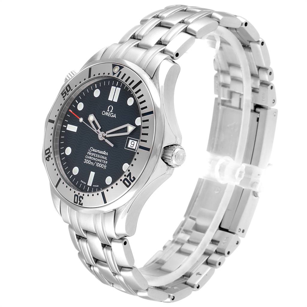 The image shows a side angle of the Omega Seamaster 2532.80.00 Men
s Stainless Steel Grey Dial 2532.80.00 Men
s Stainless Steel Grey Dial watch featuring its dial, bezel, crown, and metal bracelet.