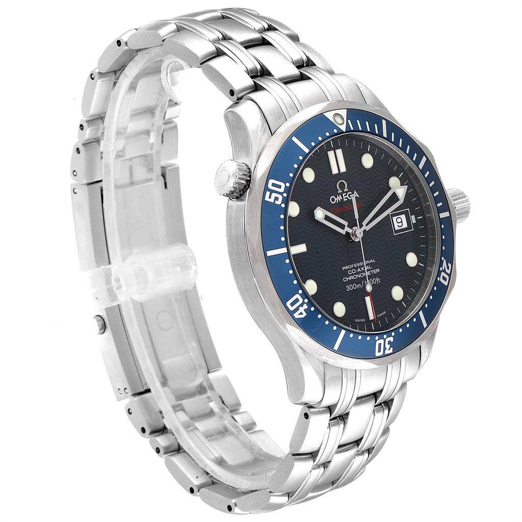 This Omega Seamaster 2220.80.00 Men
s Stainless Steel Blue Dial 2220.80.00 Men
s Stainless Steel Blue Dial watch is shown at a slight angle, displaying the face, bracelet, bezel, and crown.