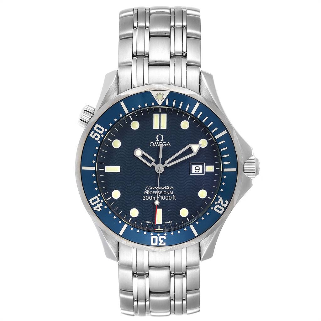 The image shows a front view of the Omega Seamaster 2541.80.00 Men
s Stainless Steel Blue Dial 2541.80.00 Men
s Stainless Steel Blue Dial watch, highlighting its face, bezel, crown, and bracelet.