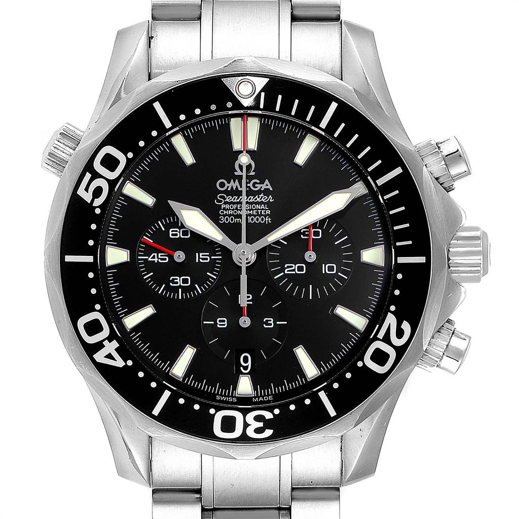 The image shows a front view of an Omega Seamaster 2594.52.00 Men
s Stainless Steel Black Dial 2594.52.00 Men
s Stainless Steel Black Dial watch featuring its black dial, bezel, crown, and metal bracelet.