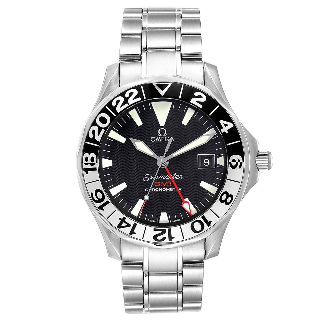 The image shows a front view of the Omega Seamaster 2536.50.00 Men
s Stainless Steel Black Dial 2536.50.00 Men
s Stainless Steel Black Dial GMT watch with a stainless steel bracelet.