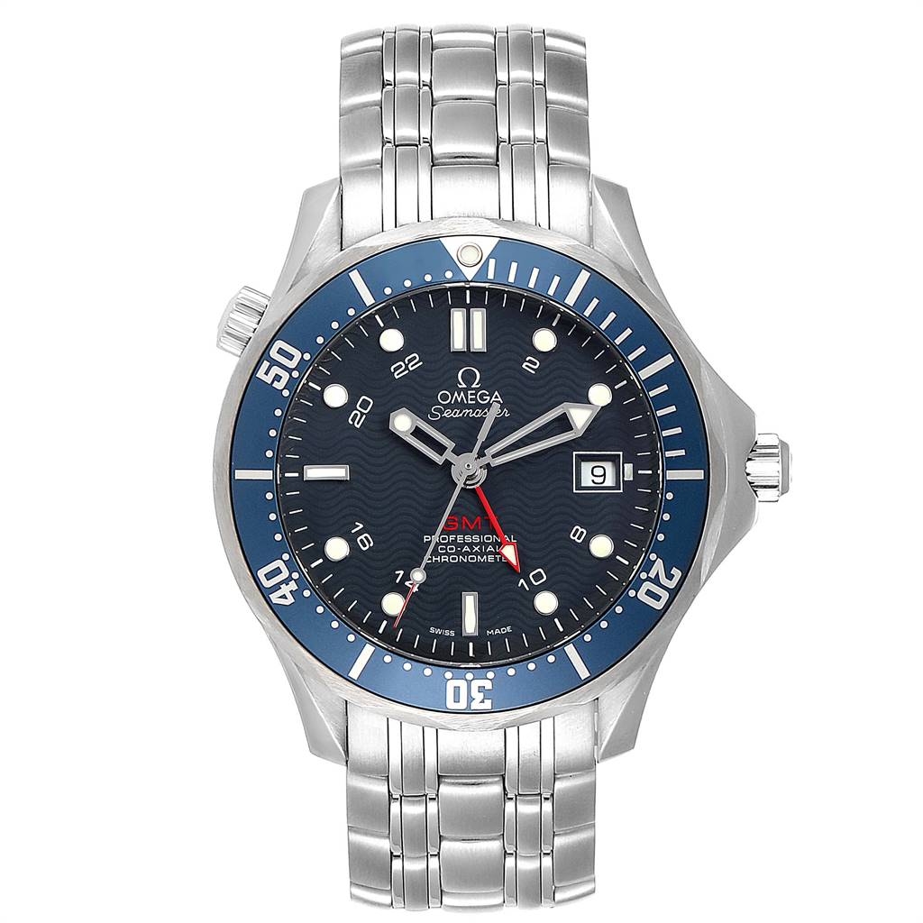 The image shows a front view of an Omega Seamaster 2535.80.00 Men
s Stainless Steel Blue Dial 2535.80.00 Men
s Stainless Steel Blue Dial watch, displaying the dial, bezel, crown, and bracelet.