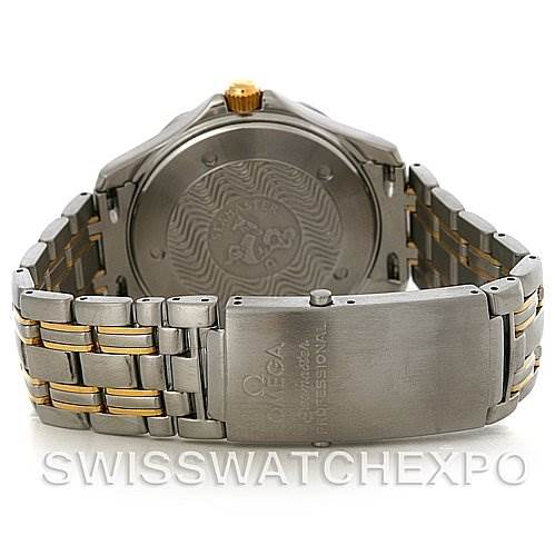 This image shows the rear and bracelet of the Omega Seamaster Men's Steel and Gold (two tone) White Dial Men's Steel and Gold (two tone) White Dial watch, highlighting the case back and clasp.