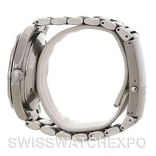 The image shows a side view of the Omega Seamaster 2534.50 Men
s Stainless Steel Black Dial 2534.50 Men
s Stainless Steel Black Dial watch, highlighting the bracelet and the watch case.