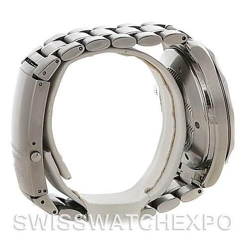 This image shows a side view of an Omega Seamaster 2534.50 Men
s Stainless Steel Black Dial 2534.50 Men
s Stainless Steel Black Dial watch, focusing on the bracelet, case, and clasp.