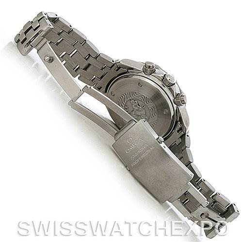 The image shows the backside and deployant clasp of an Omega Seamaster 2598.20.00 Men's Stainless Steel White Dial 2598.20.00 Men's Stainless Steel White Dial watch, revealing its case back and band.