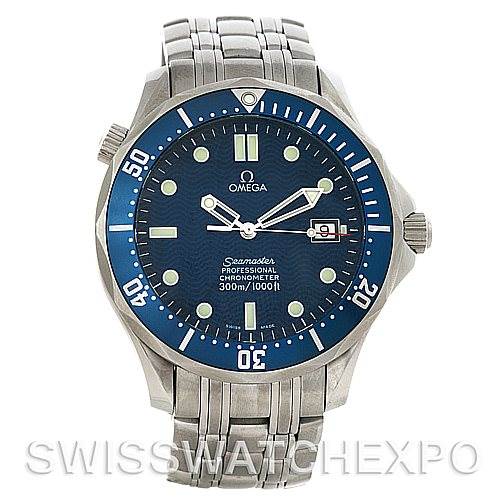 This image shows a front view of an Omega Seamaster 2531.80 Men
s Stainless Steel Blue Dial 2531.80 Men
s Stainless Steel Blue Dial Professional Chronometer watch, featuring its face, bezel, and bracelet.