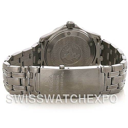 This image shows the back view of an Omega Seamaster 212.30.36.20.01.001 Women's Stainless Steel Black Dial 212.30.36.20.01.001 Women's Stainless Steel Black Dial watch, highlighting the clasp and bracelet.