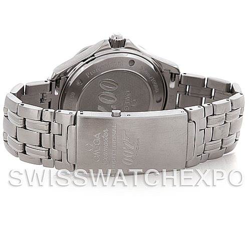 This image shows the back and clasp of the Omega Seamaster 2226.80 Men's Stainless Steel Blue Dial 2226.80 Men's Stainless Steel Blue Dial watch, highlighting its metal bracelet and case back.