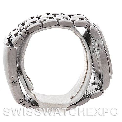 The image shows a side view of an Omega Seamaster 2562.80.00 Men
s Stainless Steel Blue Dial 2562.80.00 Men
s Stainless Steel Blue Dial watch, highlighting its bracelet and crown.