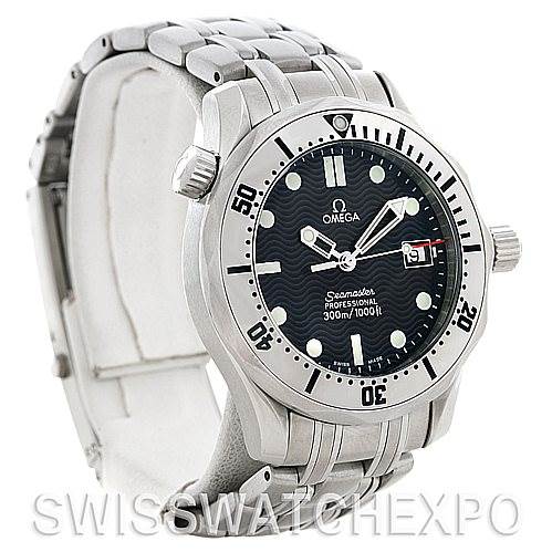 The image shows an angled view of an Omega Seamaster 2562.80.00 Men's Stainless Steel Blue Dial 2562.80.00 Men's Stainless Steel Blue Dial watch, highlighting the face, bezel, crown, and part of the bracelet.