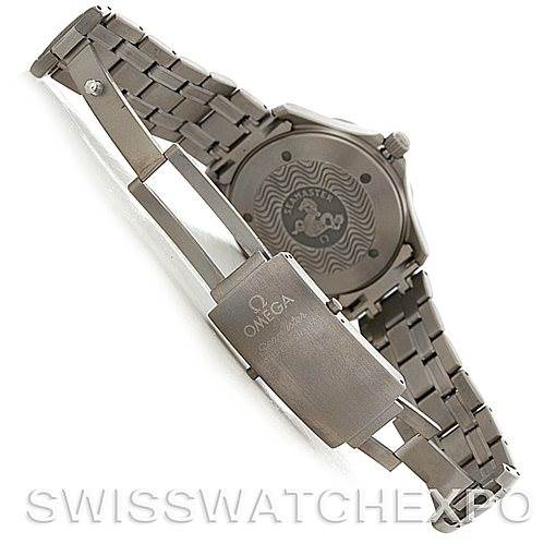 The image shows the back view of an Omega Seamaster 2031.50.00 Men's Titanium Black Dial 2031.50.00 Men's Titanium Black Dial watch, highlighting the clasp and the case back.