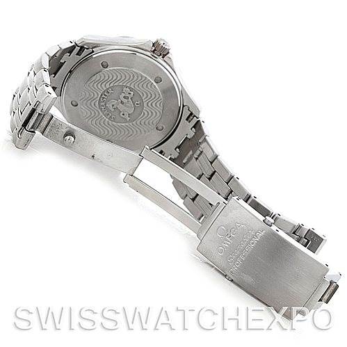 The image shows the back case, bracelet, and clasp of an Omega Seamaster 2541.80.00 Men's Stainless Steel Blue Dial 2541.80.00 Men's Stainless Steel Blue Dial watch.