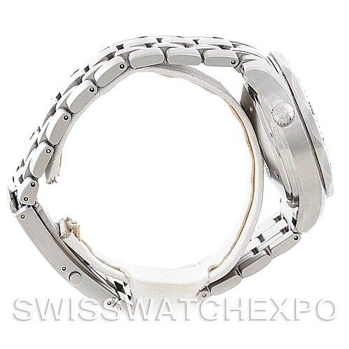 This side angle view of the Omega Seamaster 2598.80.00 Men
s Stainless Steel Blue Dial 2598.80.00 Men
s Stainless Steel Blue Dial watch shows the case, bezel, bracelet, and deployment clasp.